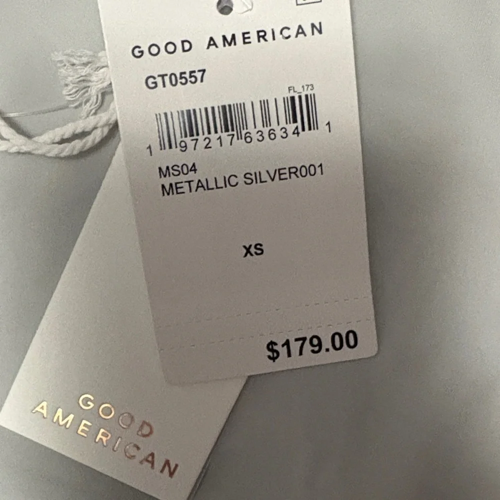 Good American Sparkling Silver Sequin Long Sleeve Top